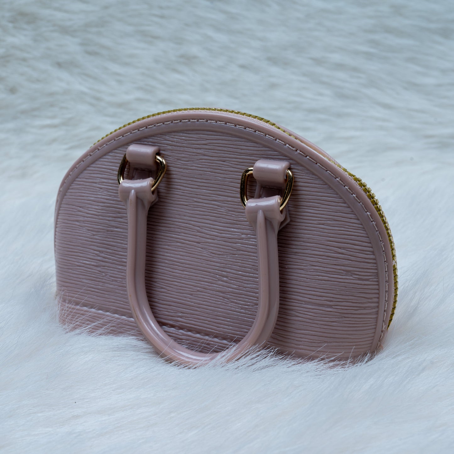 Elegant Kids Handbag – Classic Mini Style