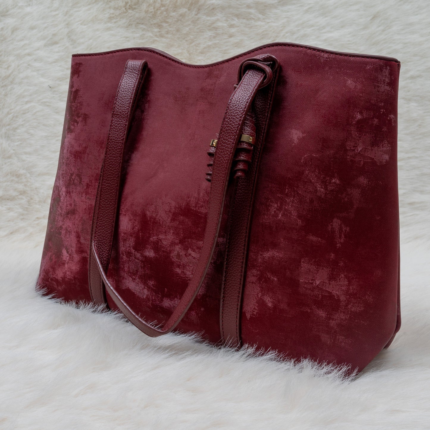 Elegant Light Brown Velvet Finish Women’s Handbag — Everyday Tote Style (Red)